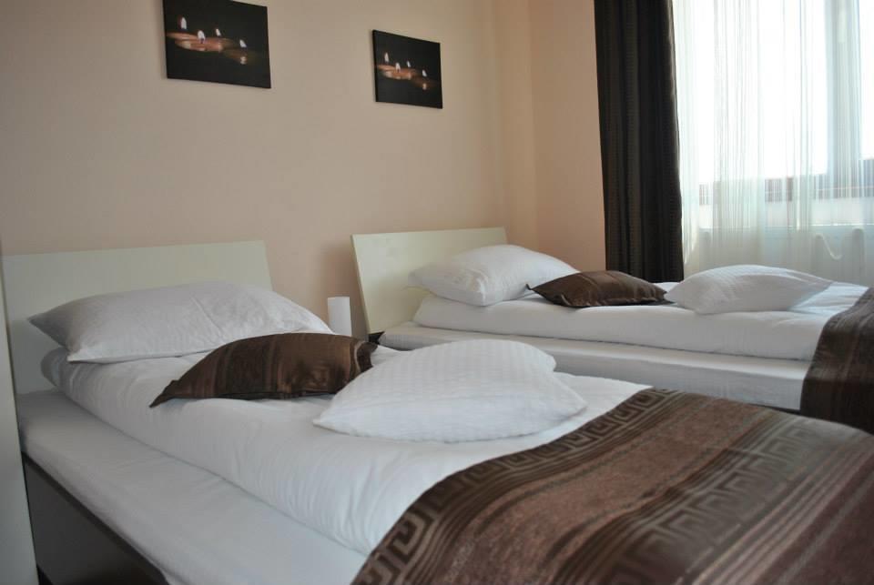 Pensiunea Queen Mary Sînpetru Habitación foto