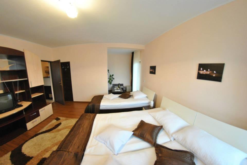 Pensiunea Queen Mary Sînpetru Habitación foto